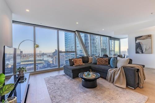 Harry-WSP JawDropView 3B2B w Parking Near SkyBus Room Type - Three-Bedroom Apartment