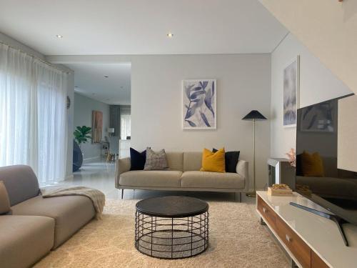 4 bedroom family home in Riverwood - Tap to explore photos