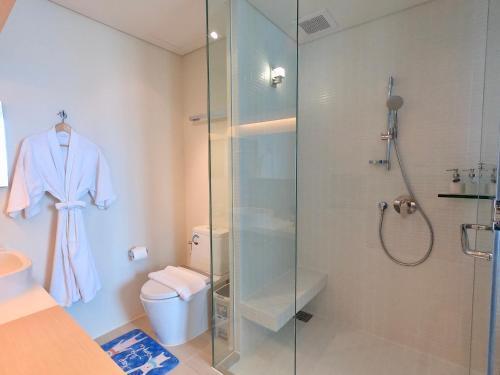 Veranda Residence Pattaya x Sea & Sky View - Tap to explore photos