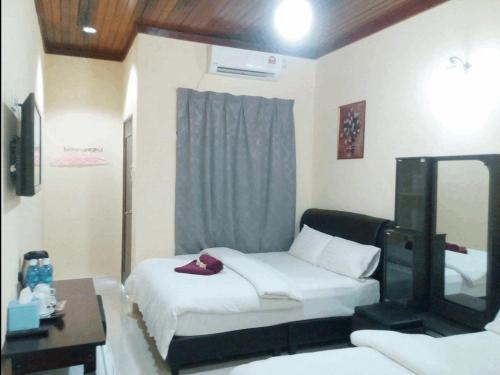 Rasa Senang Villa -Islam Guest Only - Tap to explore photos