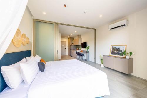 HOMA Cherngtalay Phuket - Tap to explore photos