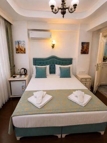 Sultanahmet La Petite Hotel Room Type - Double Room with Balcony
