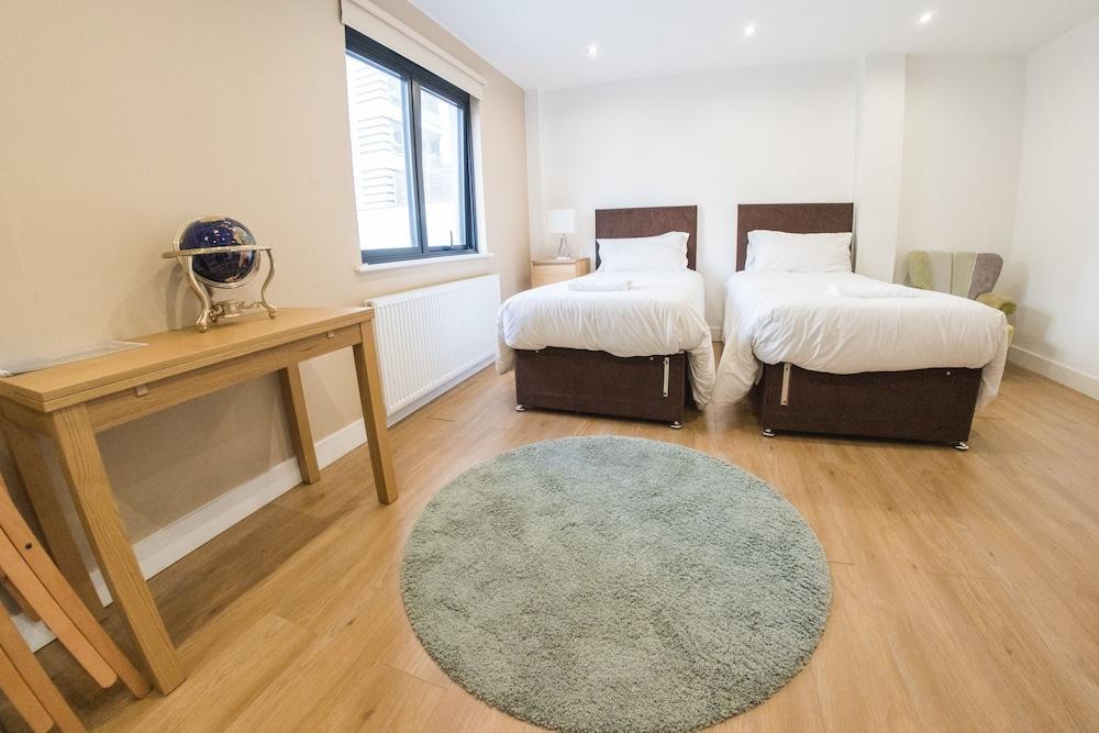Ilford Tower Apartments Room Type - Standard Studio, Ensuite