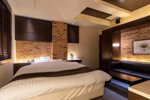 HOTEL APERTO (Adult Only) Room Type - Check-in after 9pm - Standard Double Room