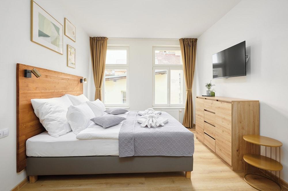 Residence 44 Room Type - Comfort Studio, Courtyard View