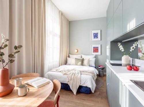 TurnKey I Republic Square Apartments Room Type - Family Studio