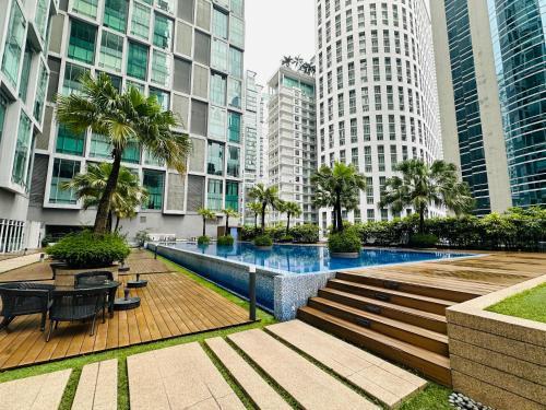 Soho Suites KLCC by Angel