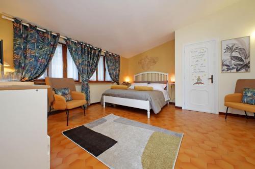 Villa Gisi Guest House Room Type - Deluxe Double Room with Balcony Villa Gisi Guest House Room Type - Deluxe Double Room with Balcony