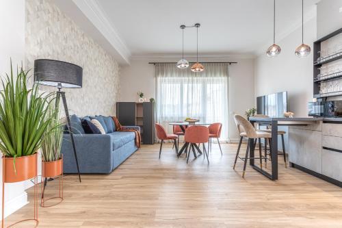 San Pietro Panoramic View Room Type - Two-Bedroom Deluxe Apartment with Balcony San Pietro Panoramic View Room Type - Two-Bedroom Deluxe Apartment with Balcony