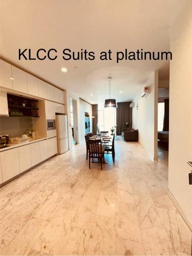 KLCC Suites at Platinum - Tap to explore photos