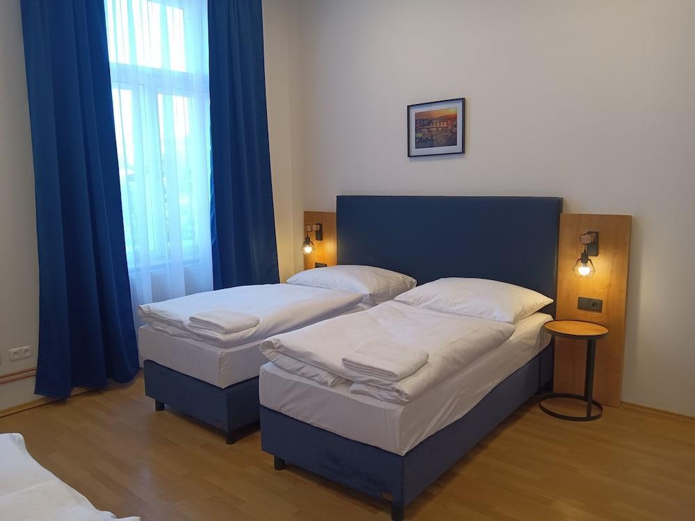 Powder Tower Suites Room Type - Suite 24 B