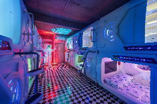 Space Station Hostel Room Type - Capsule with Shared Bathroom