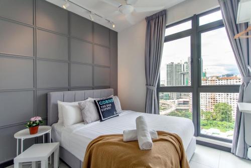 Neu Suites Ampang near LRT Jelatek