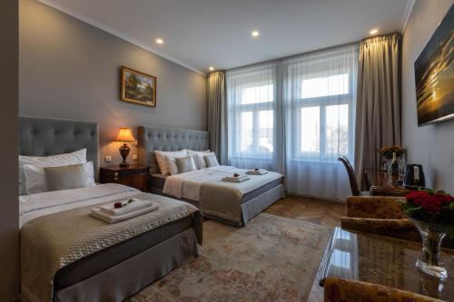 SlaBur Residence Room Type - Superior Triple Room 1 