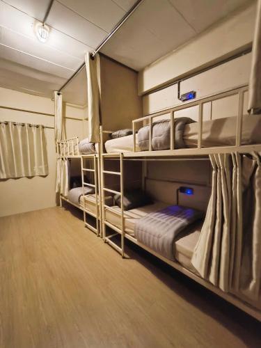 Youyen Hostel Room Type - Bed in 4-Bed Mixed Dormitory Room