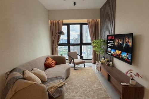 Agile Bukit Bintang Suites TRX - Tap to explore photos