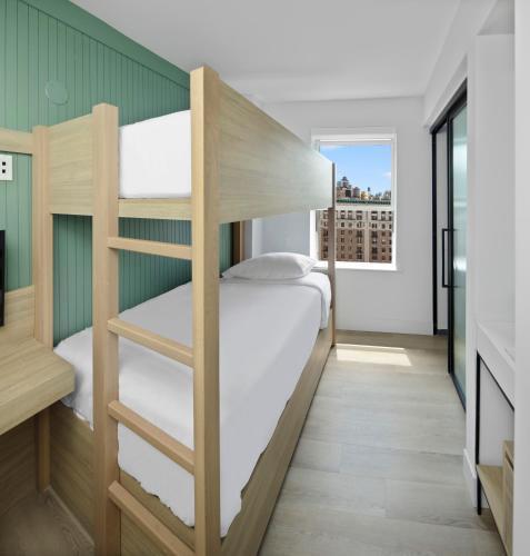 Riverside Tower Hotel Room Type - River View Twin Room