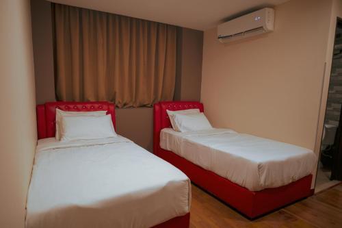 Hotel Ambassador @ Bukit Bintang Room Type - Superior Twin Room