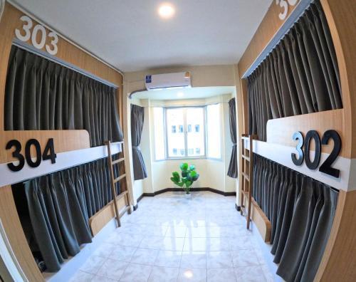 KPOP Hostel Room Type - Bed in 4-Bed Mixed Dormitory Room