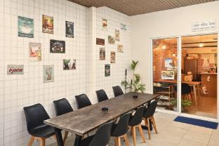 KPOP Hostel - Tap to explore photos