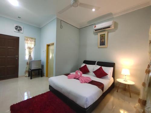 Ku's Roomstay Room Type - Standard Double Room