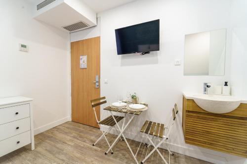 Nets Inn Apartments - Saint Lazare Room Type - Deluxe Studio