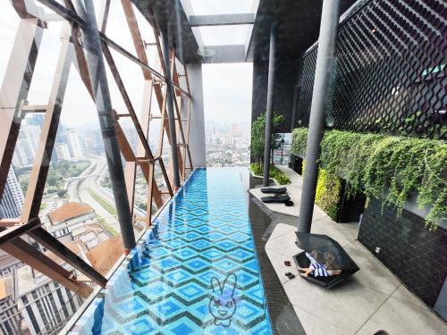 Scarletz KLCC By Starwood Lux - Tap to explore photos