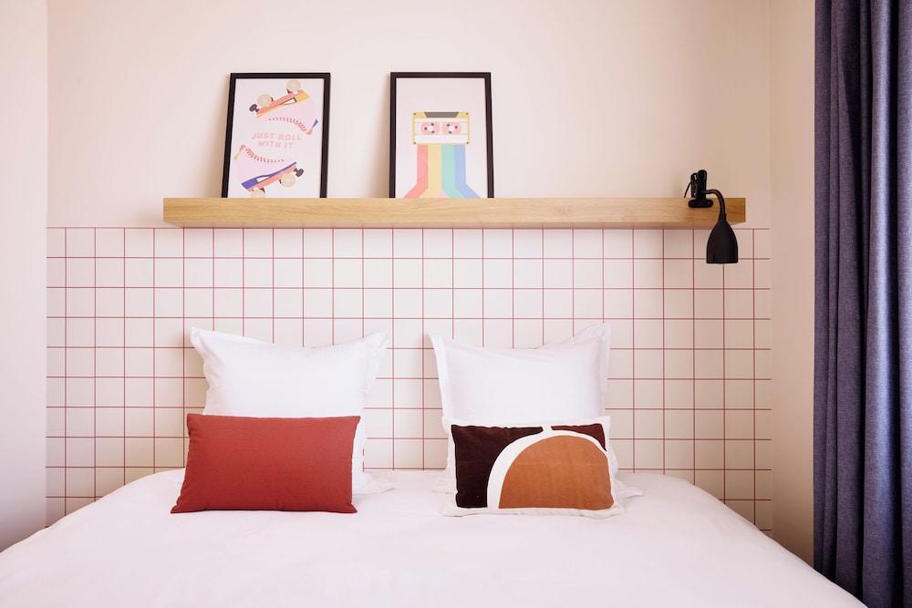 Hife Paris Issy Room Type - La Room Premium