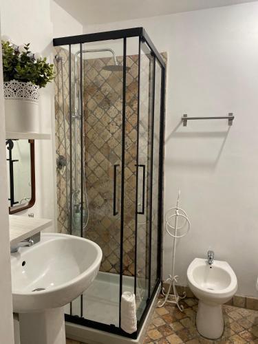 Boutique Grifone - Tap to explore photos