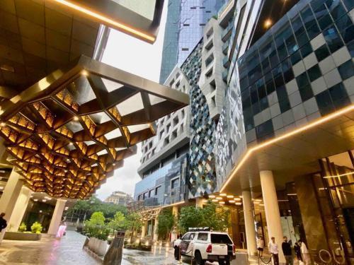 Fitz Above - 2BR CBD Sky Retreat