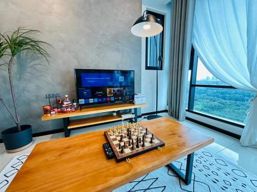 Opus Residence KL 118 Chinatown Family Suite 25 2R2B by 品屋 PINWU Shortstay - Tap to explore photos