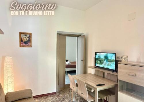 Jacuzzi con Vista Favelas - Il Tuo Rifugio Esotico Urbano