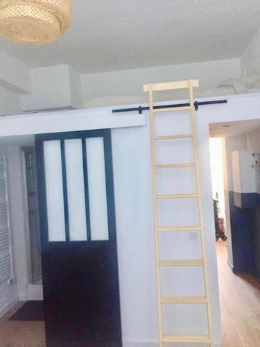 A 300 mètres de Paris 13, superbe deux pièces neuf