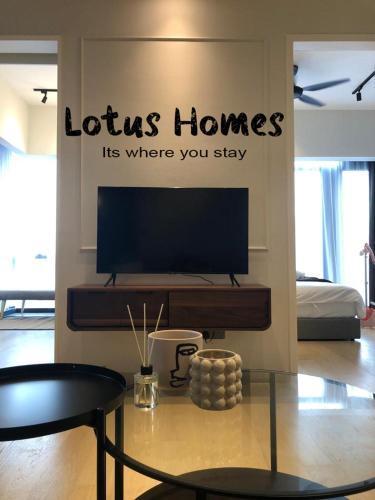 Luxurious Apartment 3 Mins from KLCC Petronas view - Tap to explore photos