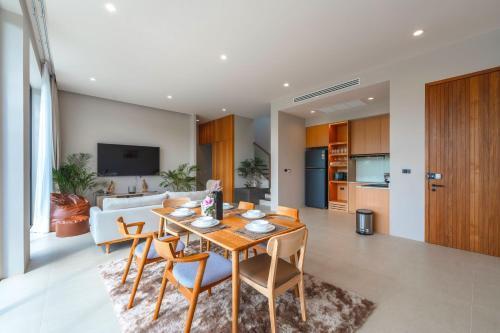 New 3BR Pool Villa Long One A5 with Chalong Bay view - Tap to explore photos