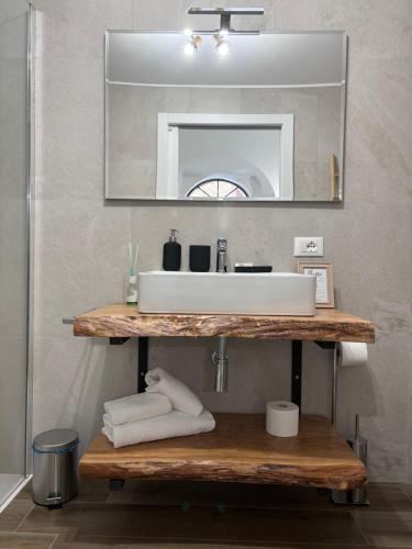 Eccelsa 98 Room Type - One-Bedroom Apartment