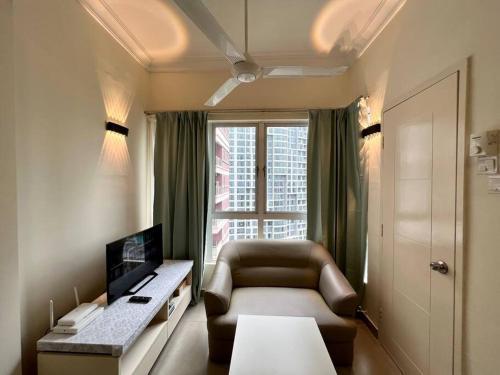 Couple Suite at Casa Mutiara 5 mins walk to LRT, Jalan Alor and Bukit Bintang - Tap to explore photos