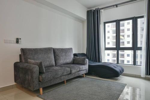 PlayStaytion Centura 3 Bedroom 2 Bathroom by RBNB - Tap to explore photos
