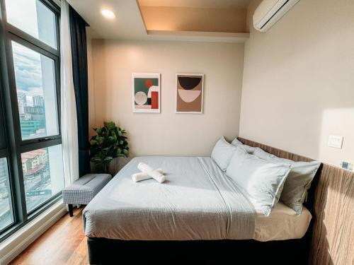 TRX Garden View TriBeCa 3min walk2 Pavillion 2bedroom - Tap to explore photos