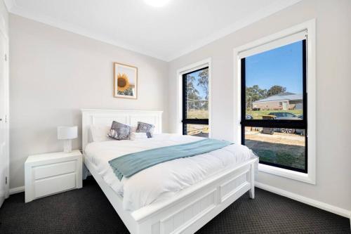 Relaxing Two-Level Retreat in Austral, NSW