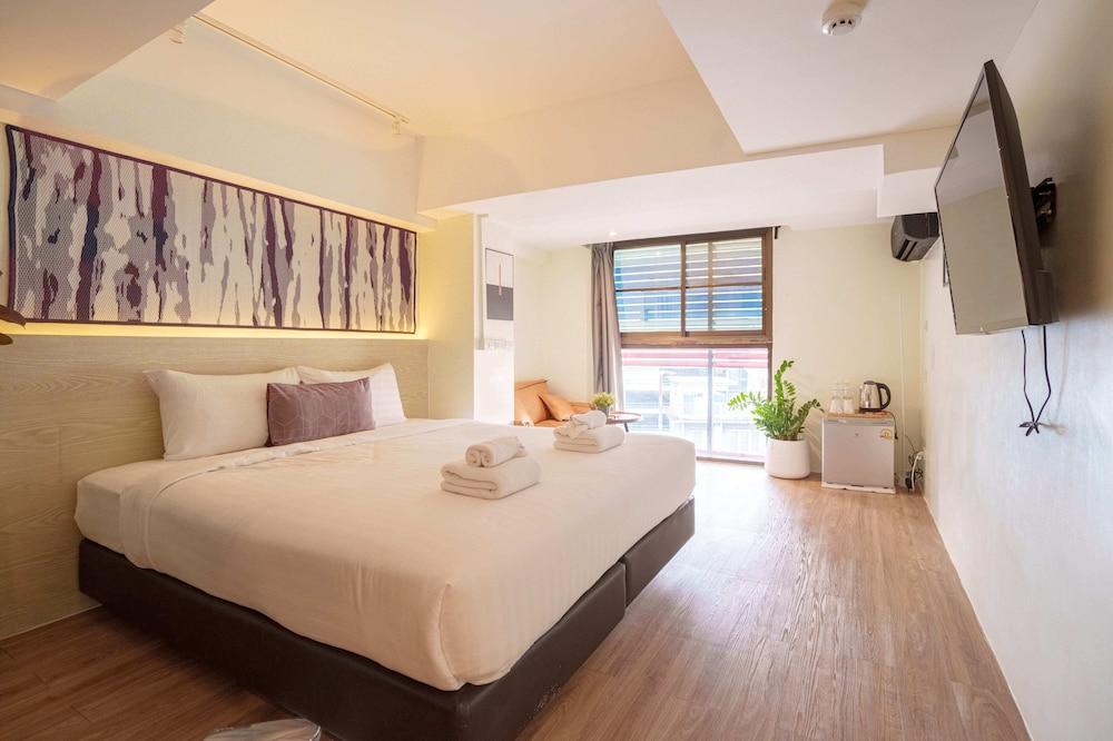 ZAYN Phrom Phong Hotel - Near Skytrain Phrom Phong Station Room Type - Deluxe Room