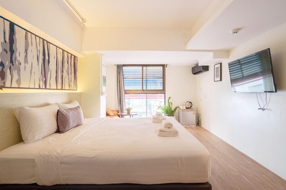 ZAYN Phrom Phong Hotel - Near Skytrain Phrom Phong Station Room Type - Superior Room