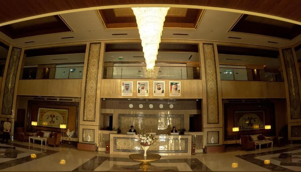 La Zona Continental Hotel