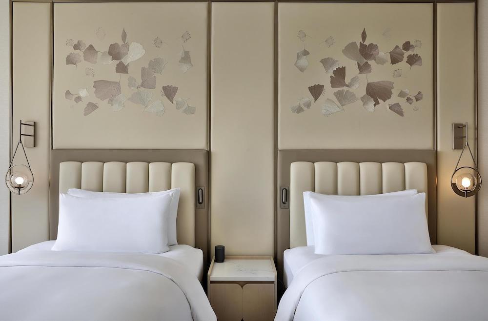 Signia by Hilton Amman Room Type - TWO BEDROOM SUITE