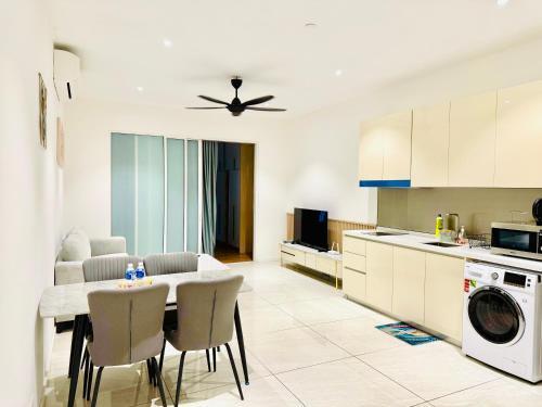 Quill Suites KLCC - Tap to explore photos