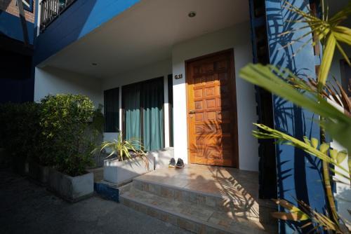 Kraam Silhouette Hotel and Cafe Phuket- Chalong pier Hotel Room Type - Superior Double Room