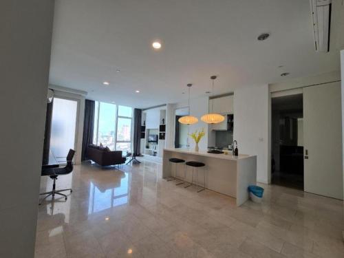 KLCC Sky Villa Suites Platinum - Tap to explore photos