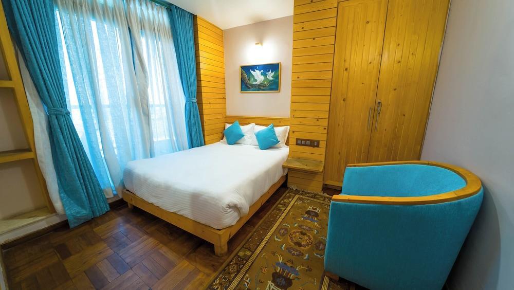 Lalit Service Apartment Room Type - Standard Double Room