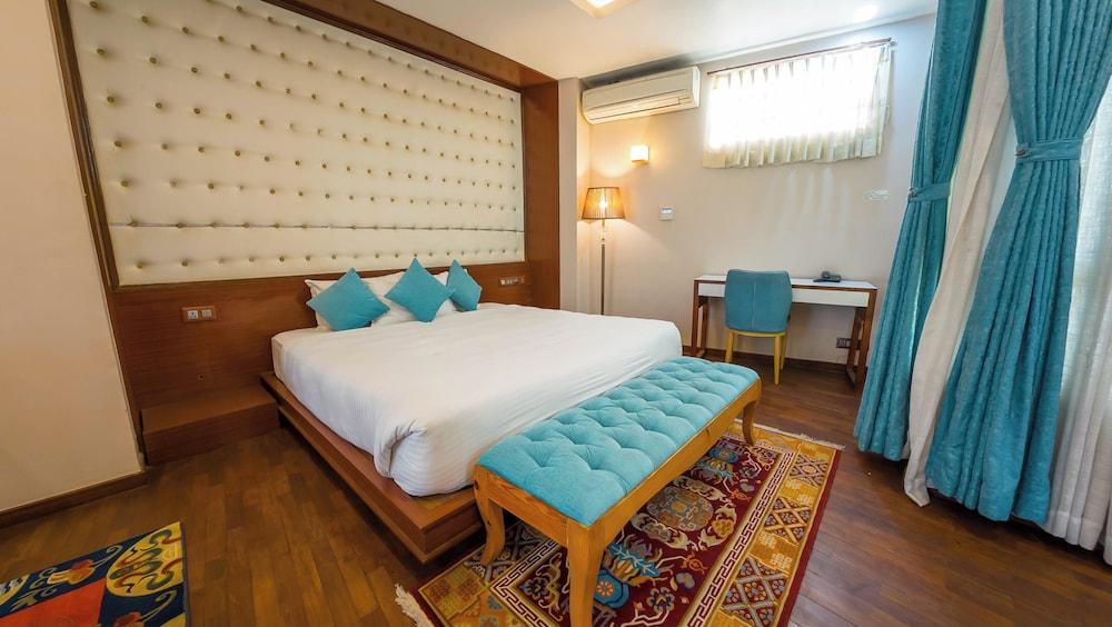 Lalit Service Apartment Room Type - Deluxe Studio
