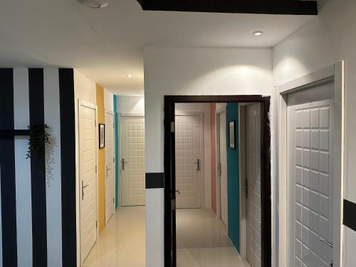 Double Partition Room in Al Barsha 1 Nearest to Metro - Tap to explore photos